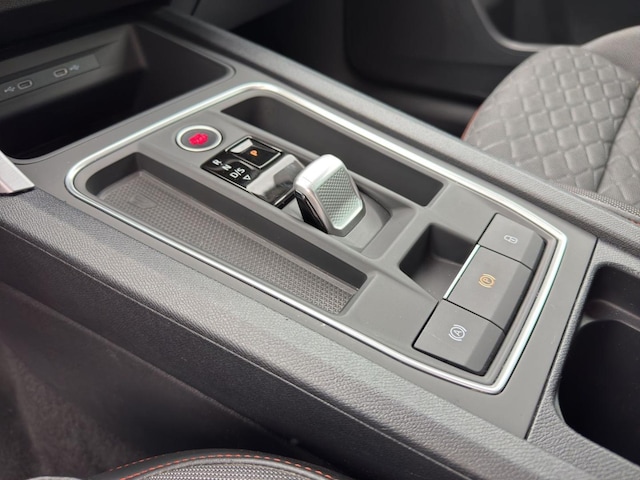 Seat Leon 1.5 eTSI DSG FR-lijn Sportstourer