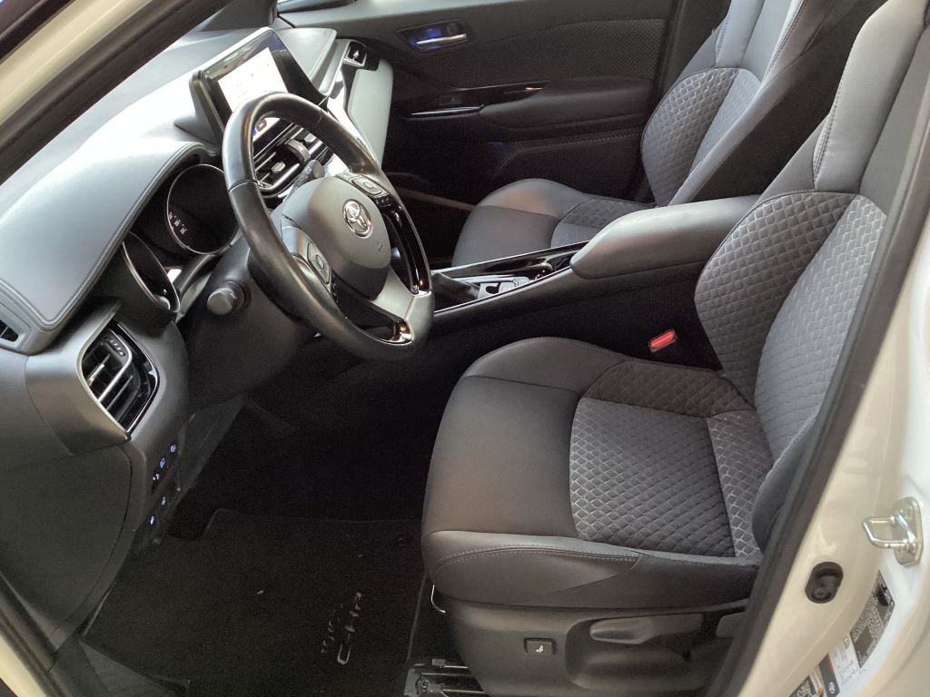 Toyota C-HR 5-deurs Bi-Tone Team D