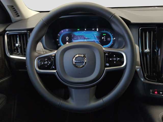 Volvo V90 Recharge T8