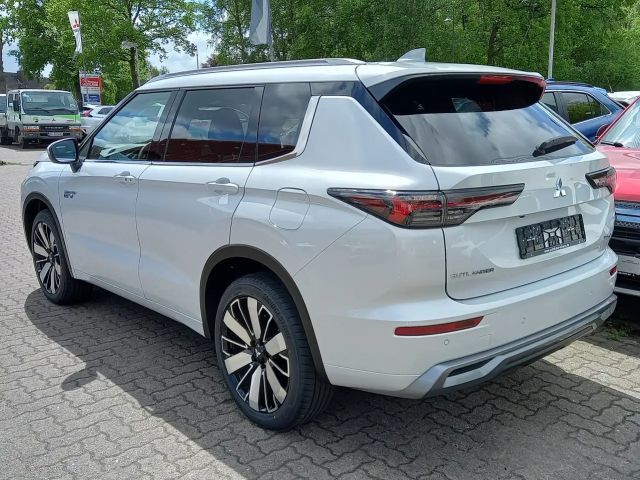 Mitsubishi Outlander 4WD PHEV