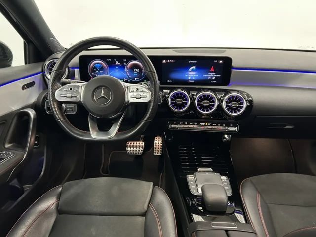 Mercedes-Benz A 250 A 250 e AMG Line