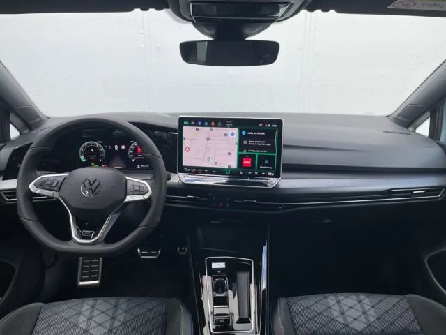 Volkswagen Golf 1.5 eTSI DSG Golf VIII R-Line