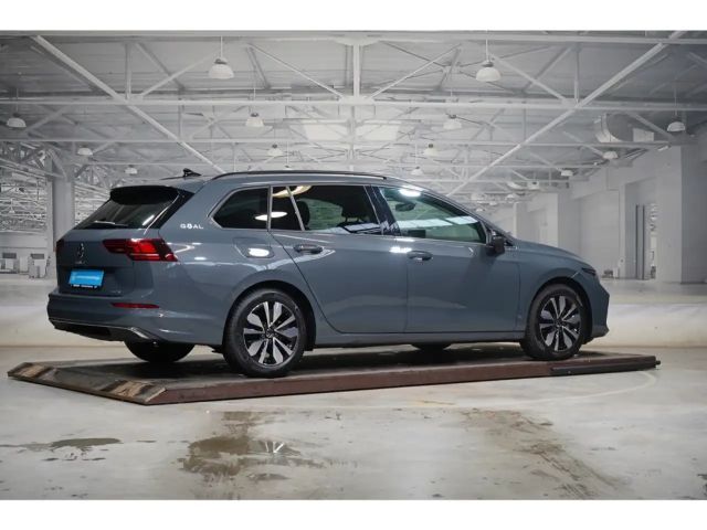 Volkswagen Golf 1.5 eTSI Life Variant