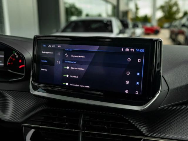 Peugeot 2008 100pk MT6 | Camera | Navi | Parkeers. a |  Carp...