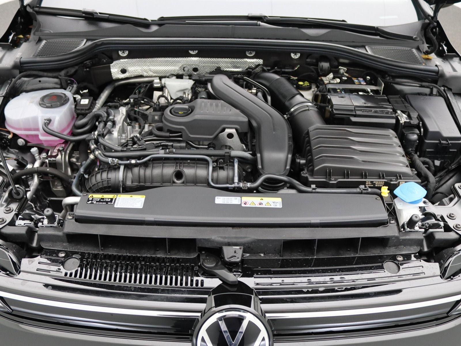 Volkswagen Golf 1.5 eTSI DSG Life