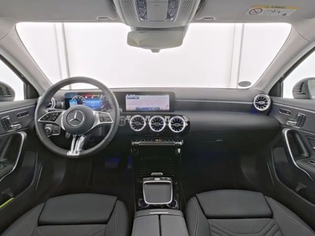 Mercedes-Benz A 220 4MATIC Progressive