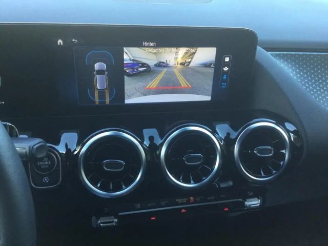 Mercedes-Benz B 180 Progressive