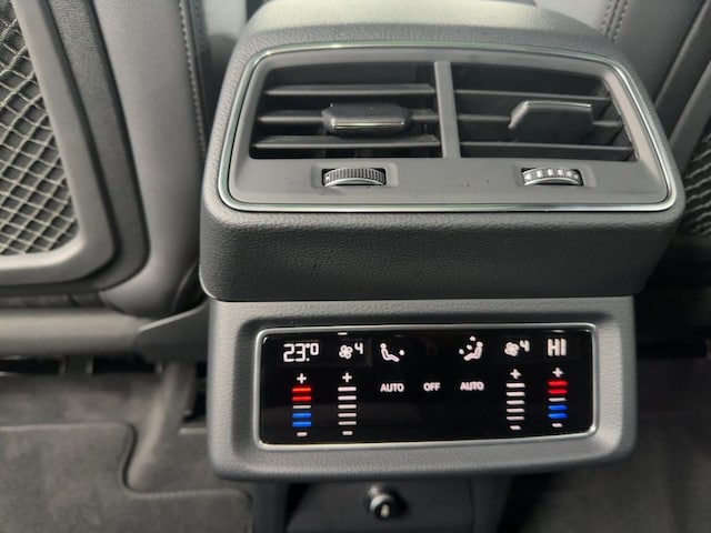 Audi Q8 e-tron 55 Quattro S-Line