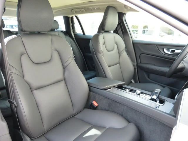 Volvo V60 Cross Country AWD Ultimate