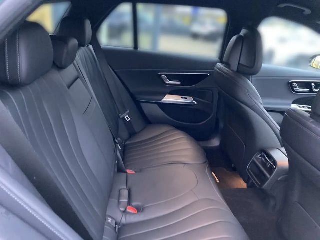 Mercedes-Benz E 220 AMG Line E 220 d Estate