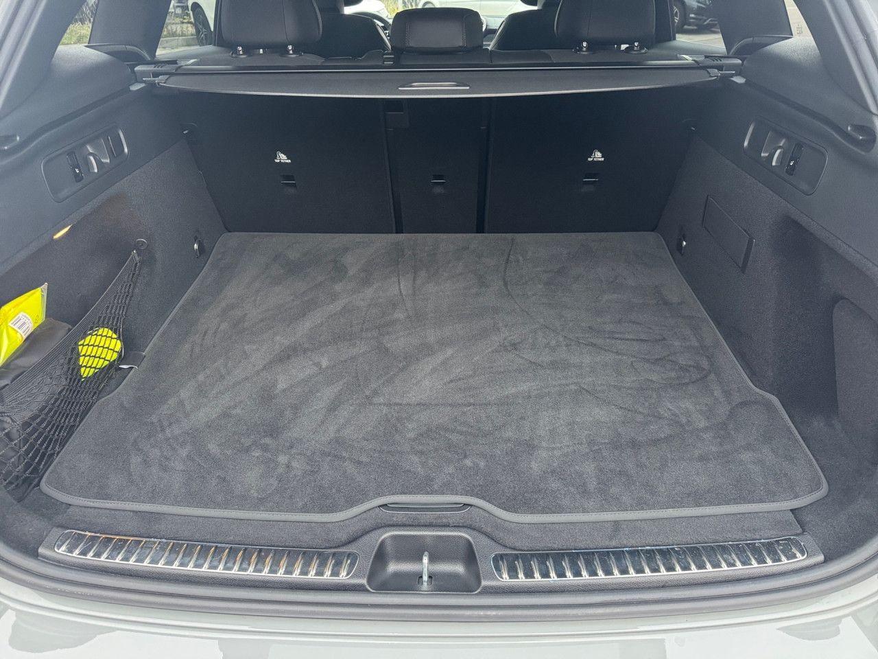 Mercedes-Benz GLC 300 AMG Line GLC 300 d