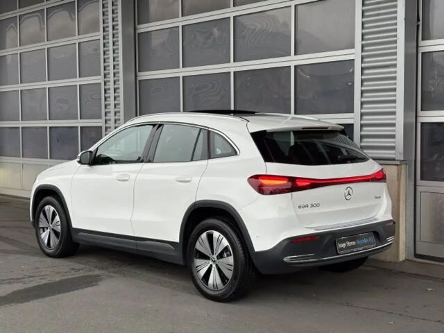 Mercedes-Benz EQA 300 4MATIC Progressive