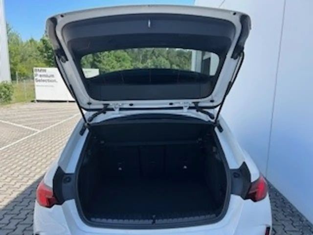 BMW 118 118d M-Sport Sedan