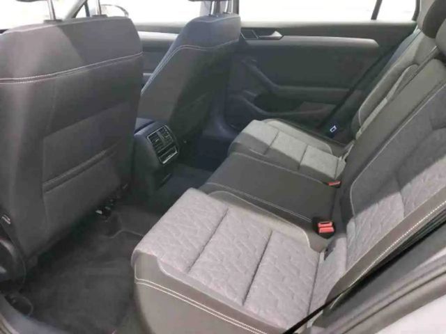 Volkswagen Passat 2.0 TDI Business DSG Variant