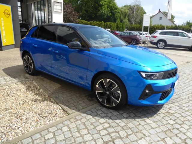 Opel Astra GS-Line Grand Sport