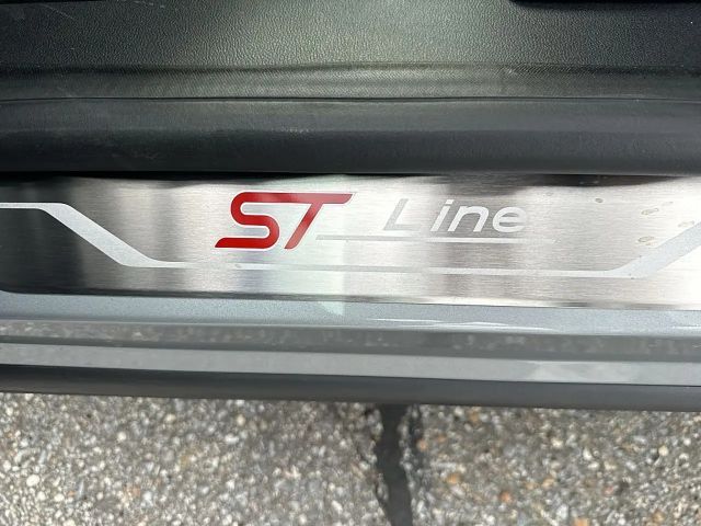 Ford Puma EcoBoost ST Line