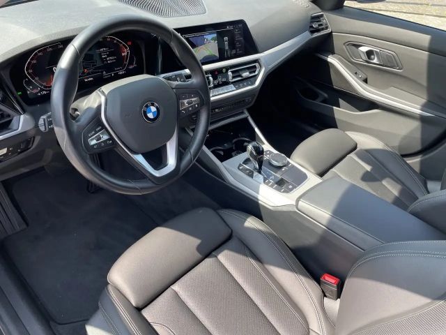 BMW 330 330i Touring xDrive