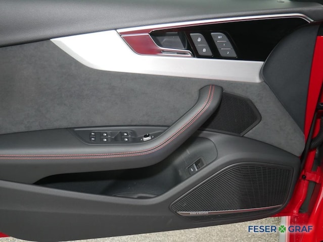 Audi RS4 Avant Quattro