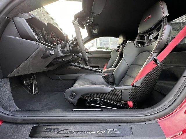 Porsche 911 Carrera Coupé GTS