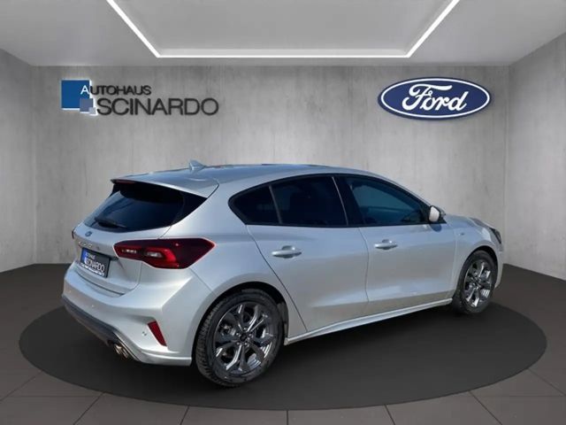 Ford Focus EcoBoost ST Line