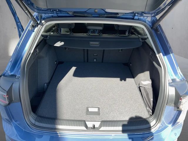 Volkswagen Golf Business Variant