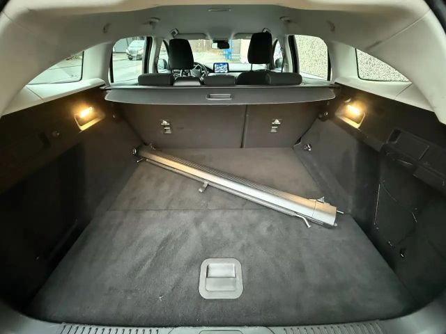 Ford Focus Cool & Connect Wagon