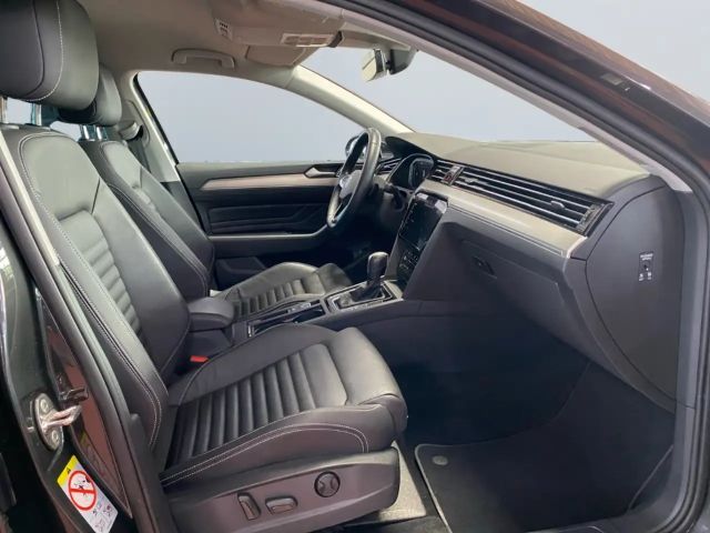 Volkswagen Passat 1.5 TSI Business DSG Variant