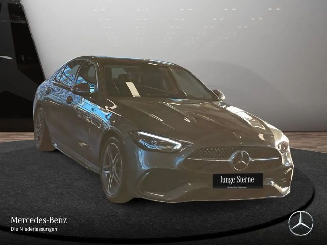 Mercedes-Benz C 200 AMG Line Sedan