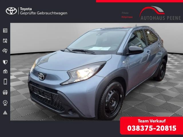 Toyota Aygo X 1.0 VVT-i Business