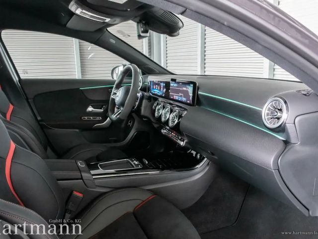 Mercedes-Benz A 35 AMG 4MATIC AMG Line