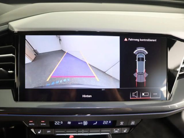 Audi Q4 e-tron Audi Q4 45 e-tron