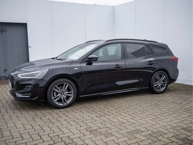 Ford Focus ST Line Wagon