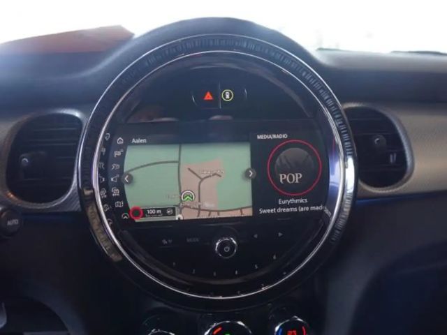 MINI Cooper COOPER 1,5 CAMDEN LEDER NAVI LED SHZ TEMPOMAT 17"