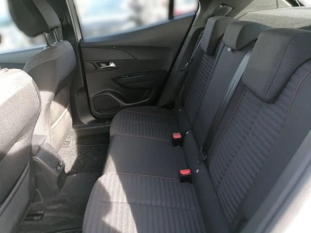 Peugeot E-2008 Active Pack