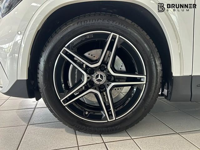 Mercedes-Benz GLA 200 AMG Line