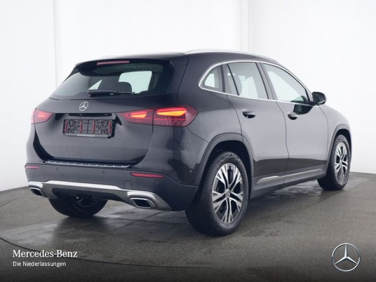 Mercedes-Benz GLA 180 Progressive