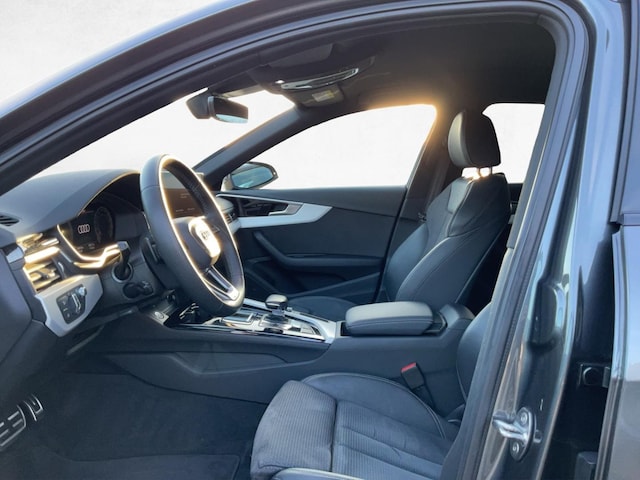 Audi A4 40 TDI Avant S-Line S-Tronic