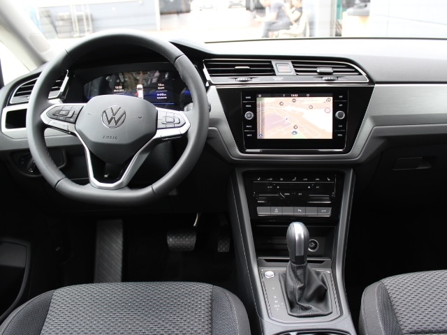 Volkswagen Touran 1.5 TSI DSG