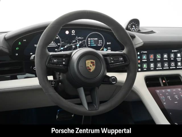 Porsche Taycan GTS