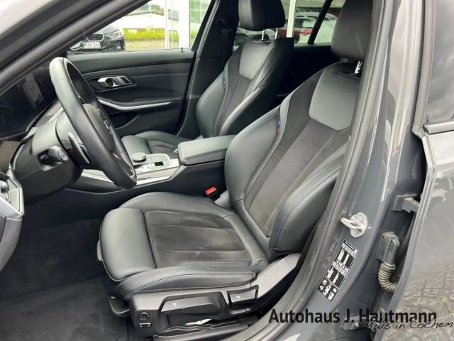 BMW 320 320d M-Sport Touring xDrive