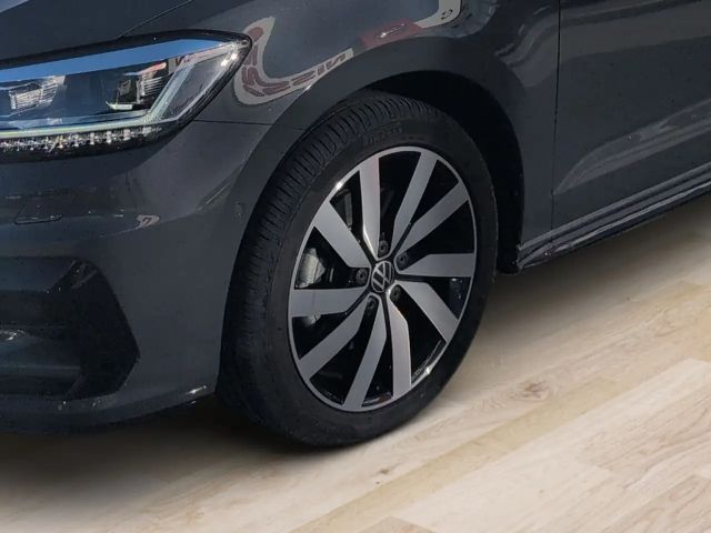 Volkswagen Touran 1.5 TSI DSG R-Line