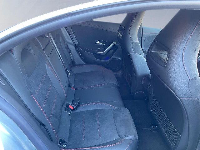 Mercedes-Benz CLA 200 AMG Line CLA 200 d Coupé