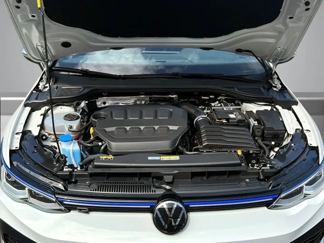 Volkswagen Golf "R" +DCC+AKRAPOVIC+LEDER+MATRIX+ASSISTS+