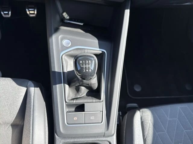 Volkswagen Golf 1.5 TSI Golf VIII