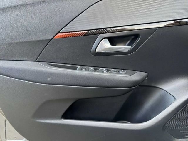 Peugeot 208 1.2 Pure Tech NAVI ÜBER CARPLAY MIRROR