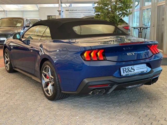 Ford Mustang Convertible GT 5.0 V8