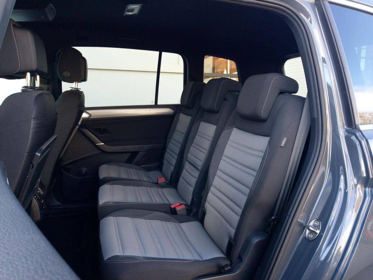 Volkswagen Touran DSG Highline R-Line