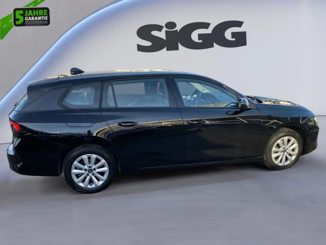Opel Astra 1.2 Turbo Enjoy Sports Tourer Turbo
