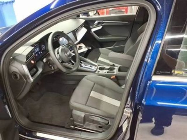 Audi A3 30 TFSI S-Tronic Sedan Sportback