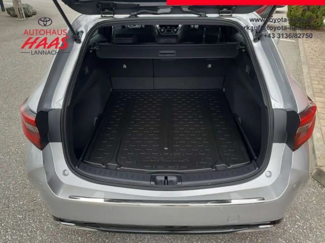 Toyota Corolla Active Hybride Touring